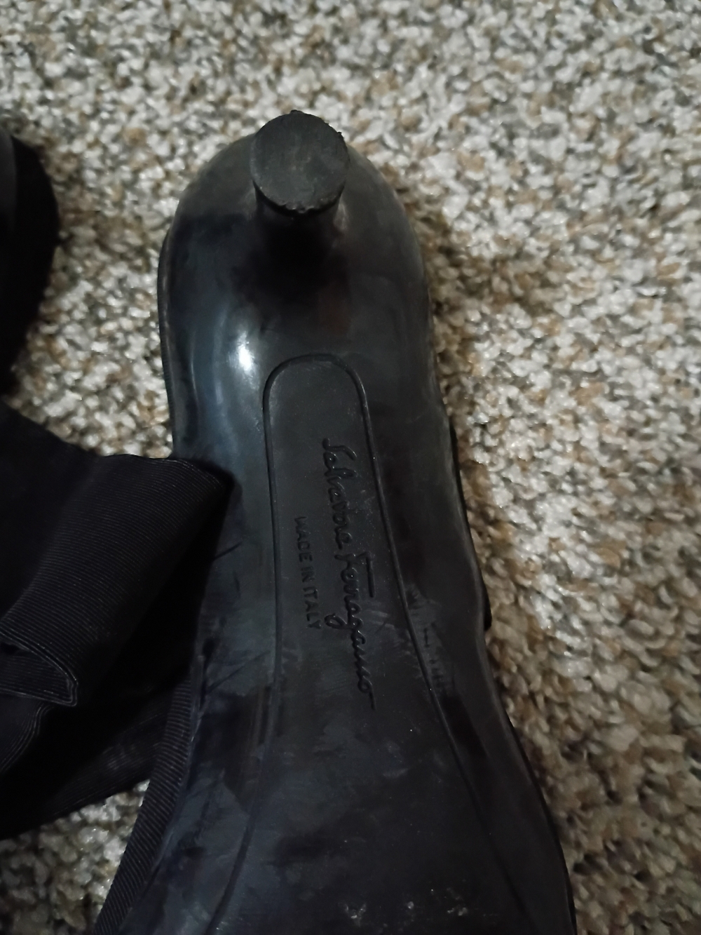 Woman's Salvatore Ferragamo Black Double Strap Slide Sandals Gancini Embossed. 6 - Picture 7 of 10